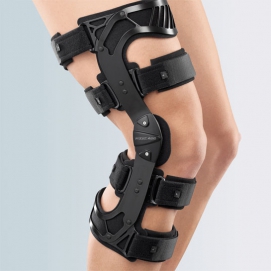 PROTECT 4 EVO - Ginocch. a 4 punti per ACL/PCL/CI con snodo policentrico